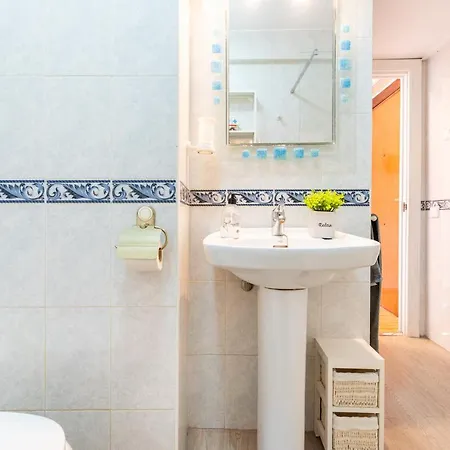 Al Andalus Carihuela Apartment Torremolinos